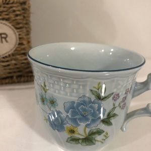 Mikasa Precious Blue Michelle D2501